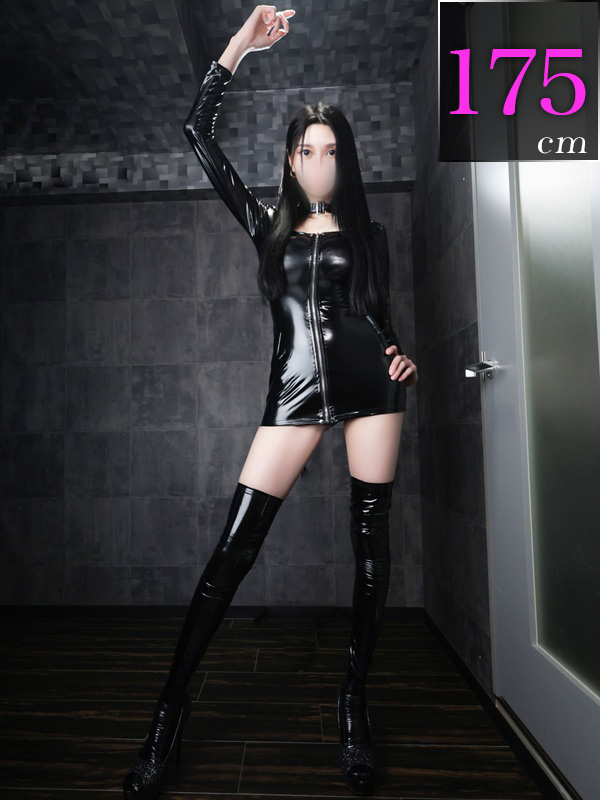 品川発長身痴女デリヘル　TALL ROBIN